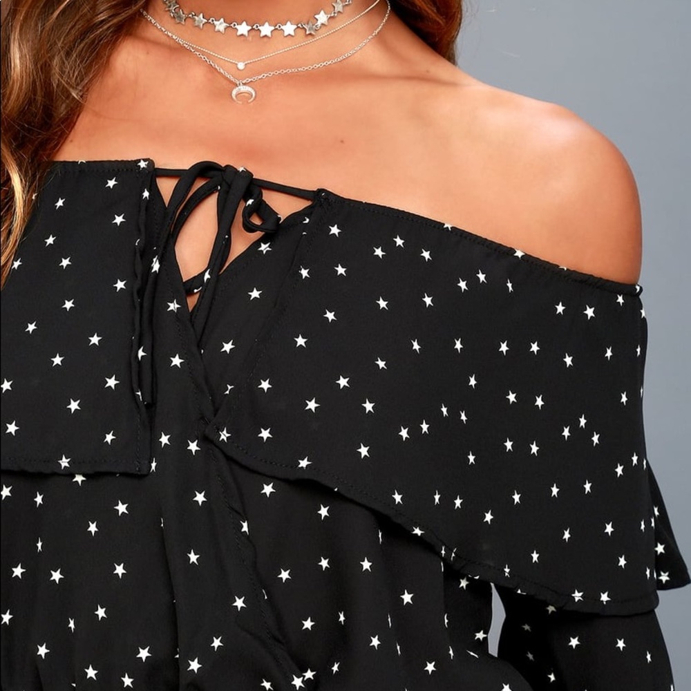 Off the shoulder crop top 🌟 - Picture 3 of 3